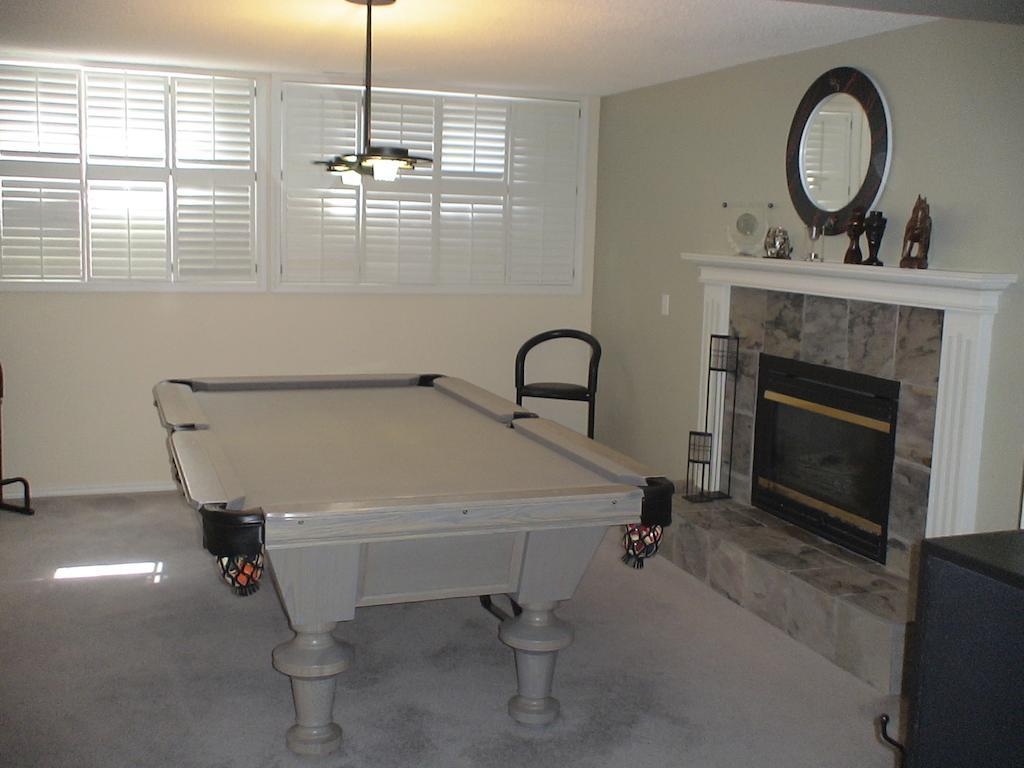 Redwood Meadows Bed And Breakfast Bragg Creek Экстерьер фото